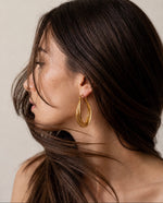 Load image into Gallery viewer, Layered Oval Hoop Earrings
