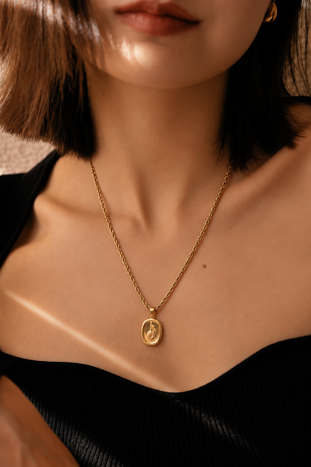 Oval Relief Medallion Necklace