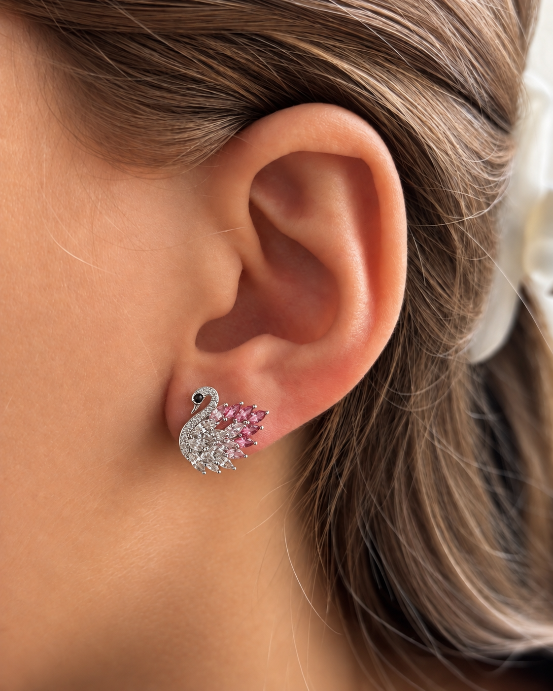 Pink accent swan stud earrings