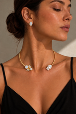 Load image into Gallery viewer, White Bead Floral Open Hasli
