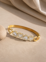 Load image into Gallery viewer, White Heart and Clear Stone Kada
